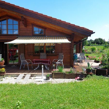 Barrierefreies Zimmer Im Blockhaus Mit Sauna Am See Soyen Exteriör bild